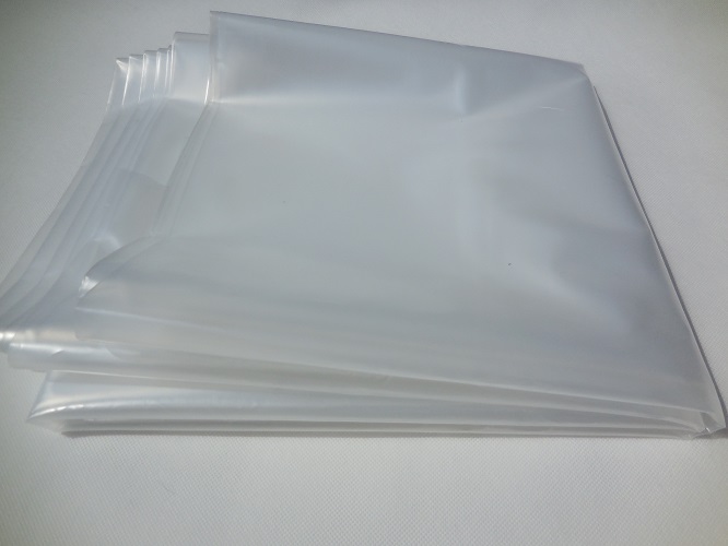 Film plastique de protection épais 200 µ et large 6 m -toutembal